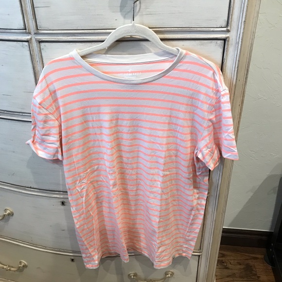 American Eagle Outfitters Other - American eagle core flex tee